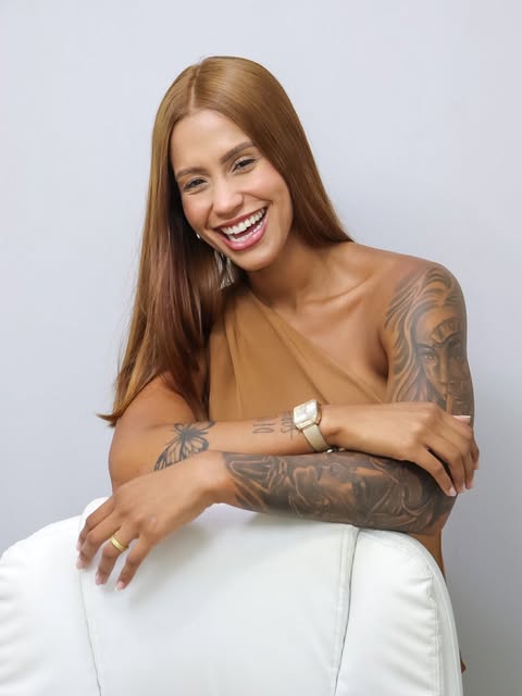 Nutri Mellany sorrindo